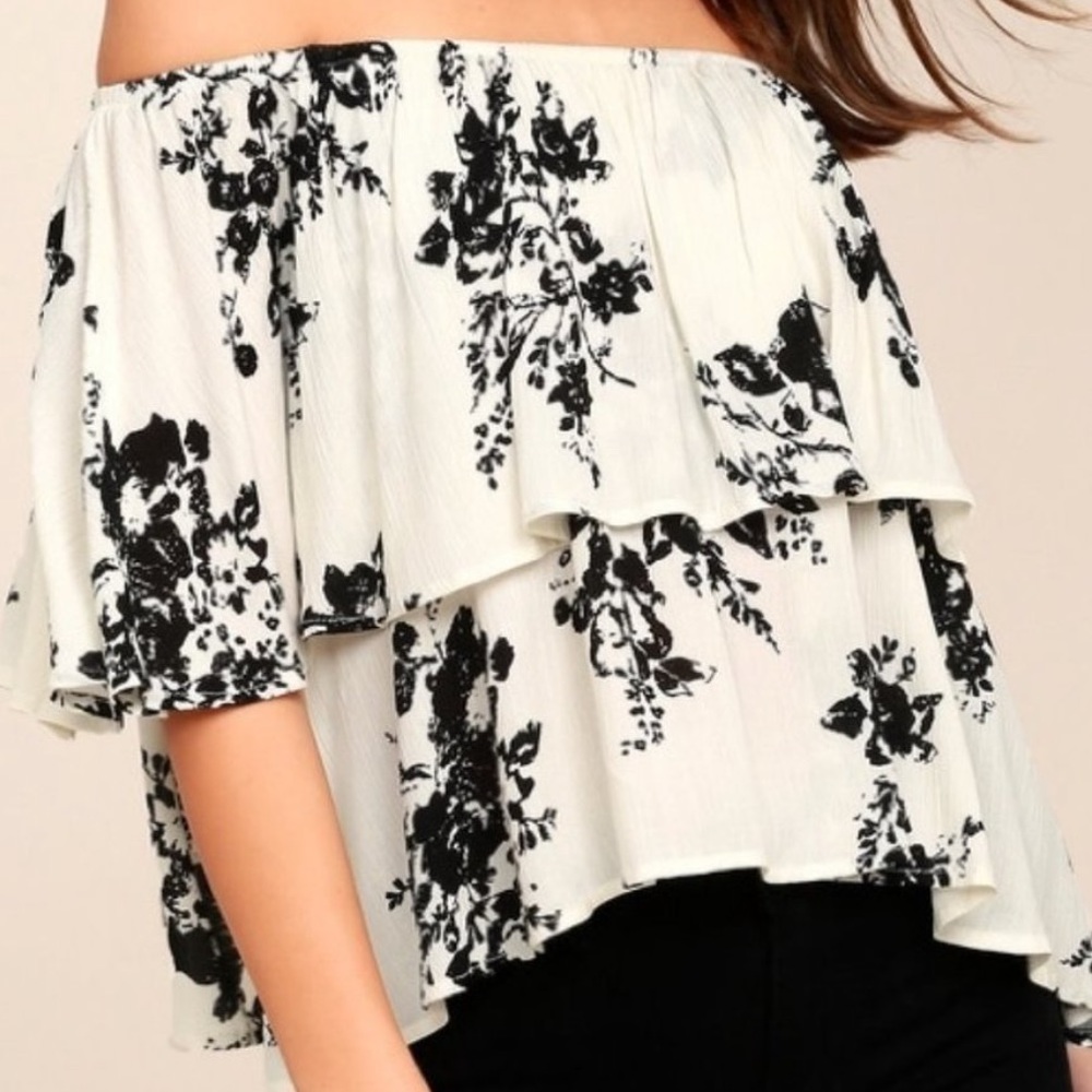 Lulu’s off the shoulder top